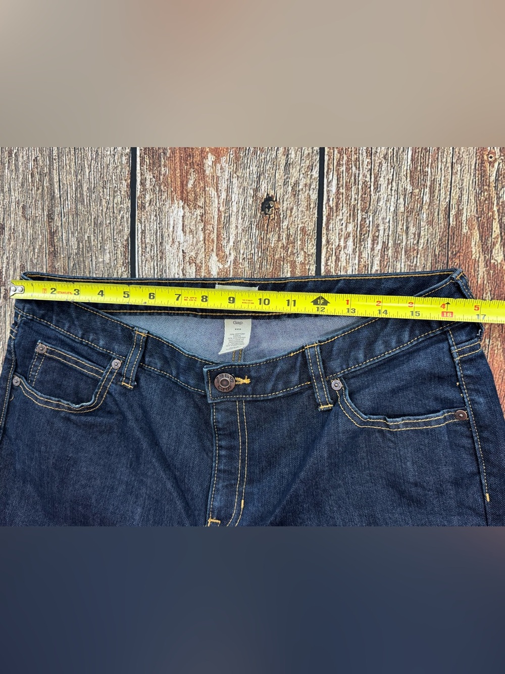 1969 GAP Women’s Curvy Straight Blue Denim Jeans, Dark Wash Size 14/32A - Picture 5 of 12